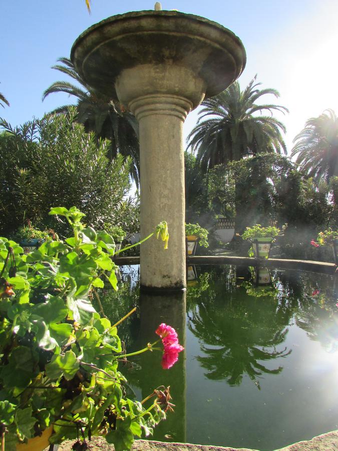 Hotel La Giralda Burguillos Del Cerro Dış mekan fotoğraf