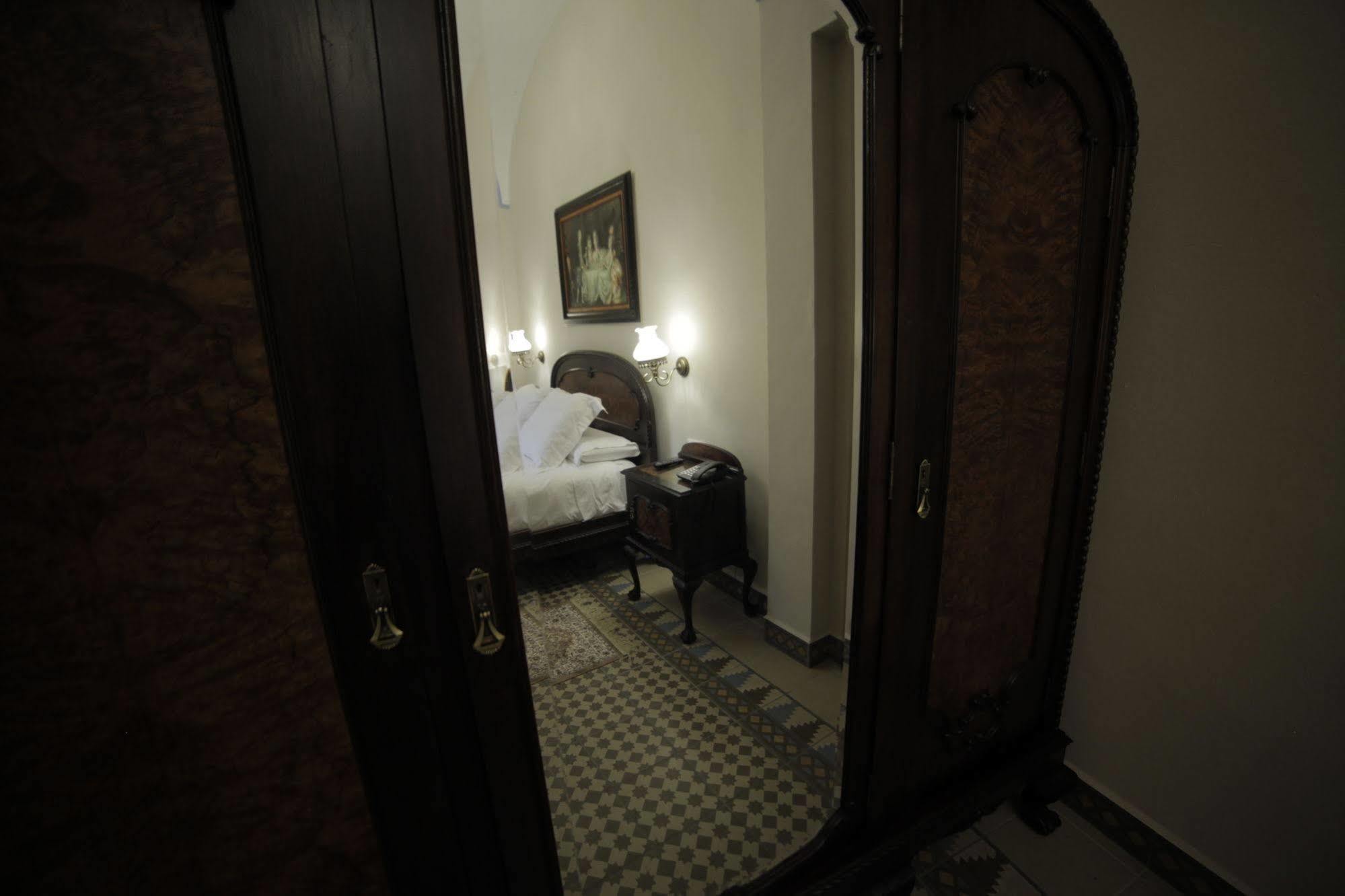 Hotel La Giralda Burguillos Del Cerro Dış mekan fotoğraf