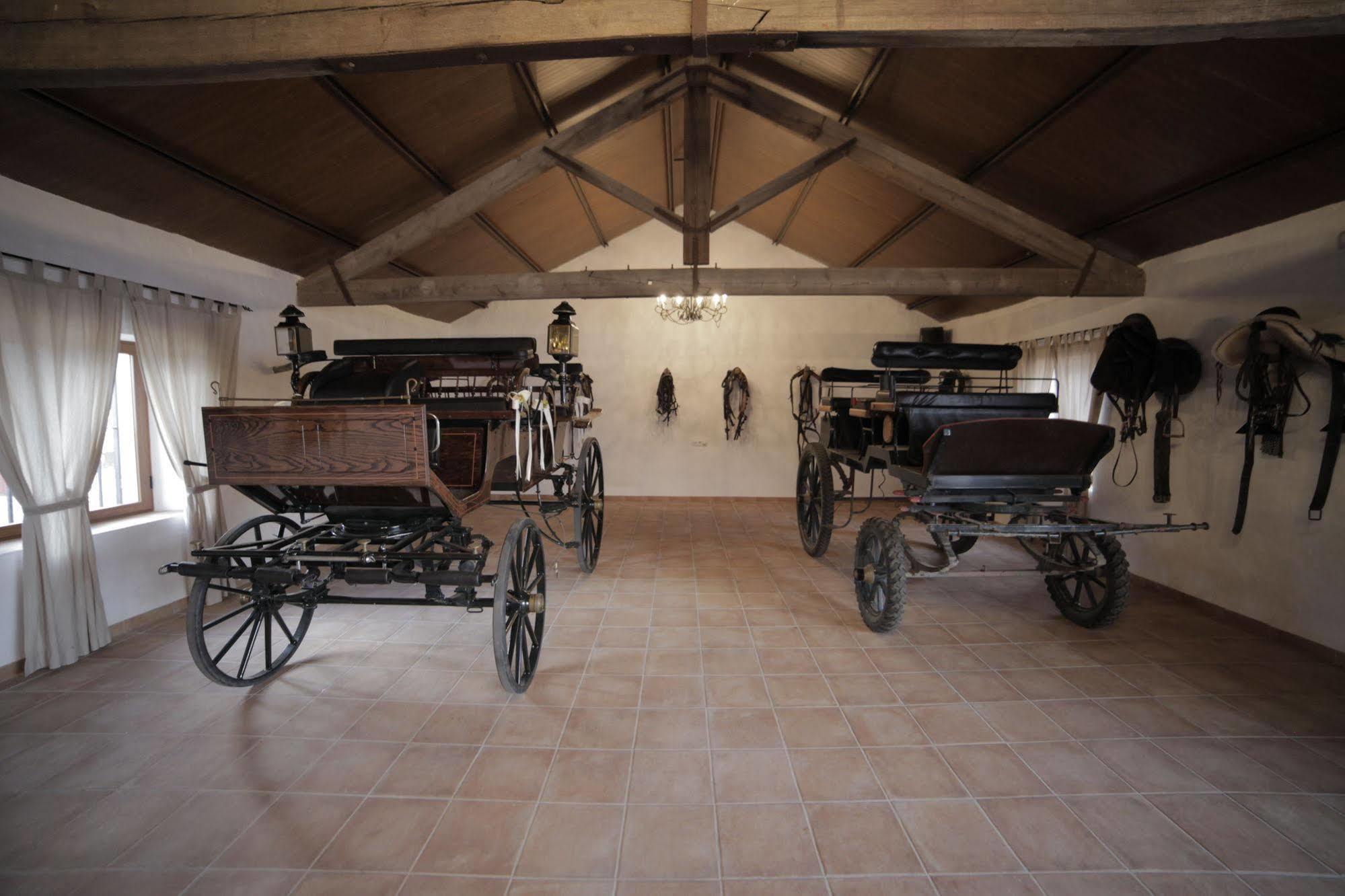 Hotel La Giralda Burguillos Del Cerro Dış mekan fotoğraf